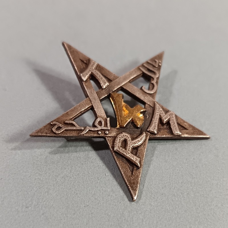 INSIGNE MILITAIRE 4 ème RTM REGIMENT DE TIRAILLEURS MAROCAINS FABRICATION DRAGO PARIS OLIVIER METRA